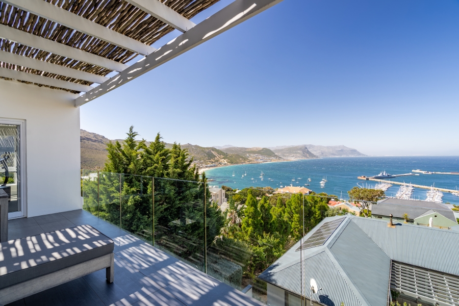 5 Bedroom Property for Sale in Simons Kloof Western Cape